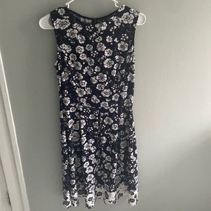 Medium Chaps navy and white floral dress